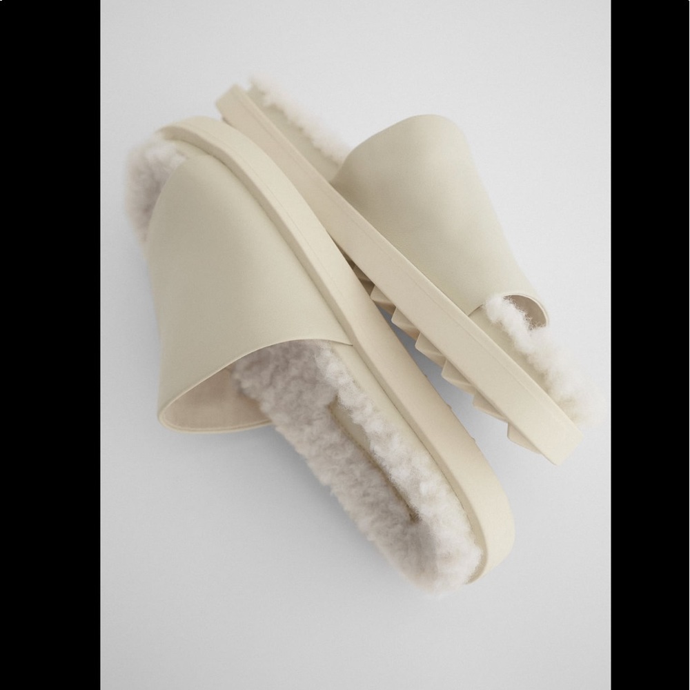 ZARA LOW HEEL LEATHER SANDALS WITH FLEECE CREAM - Picture 1 of 8